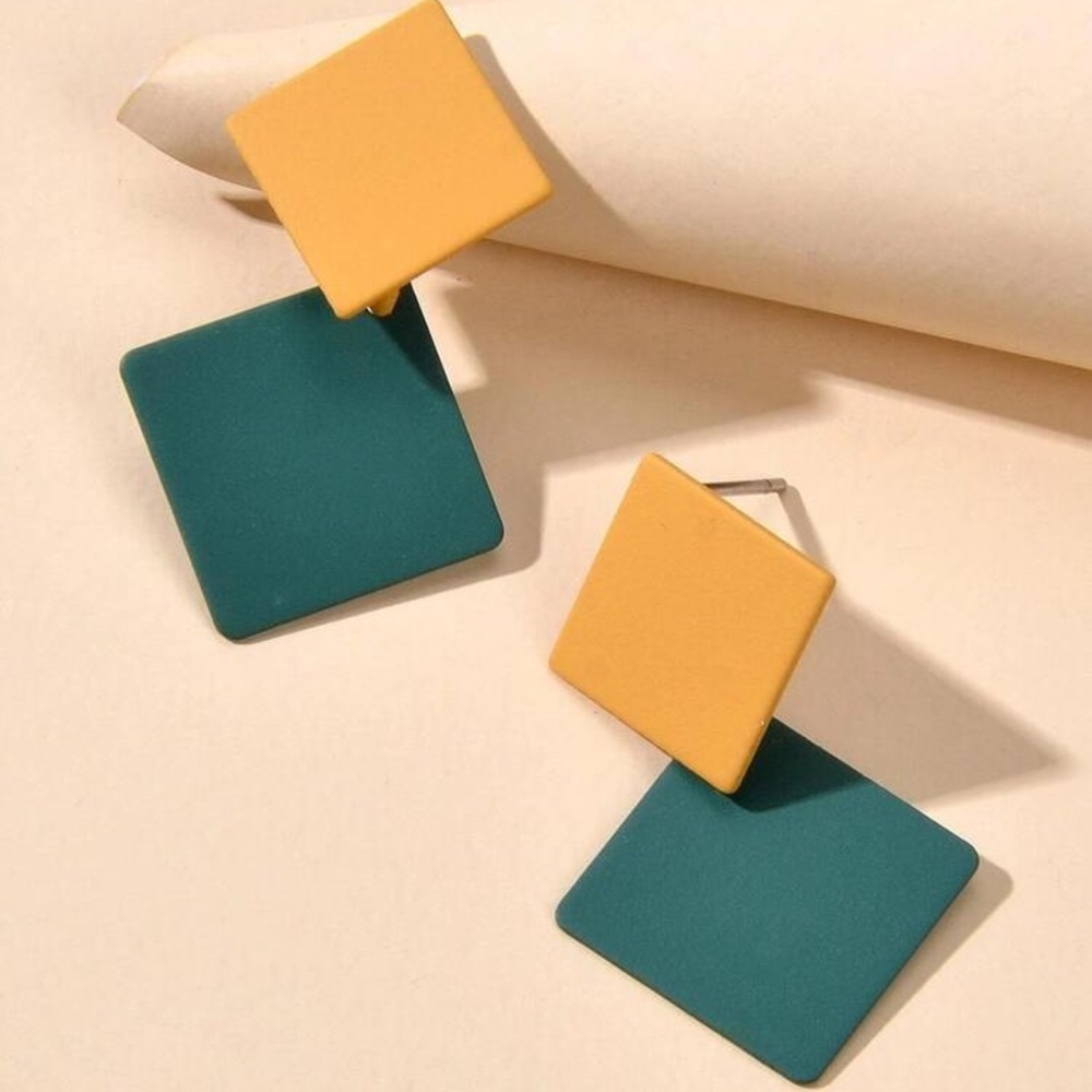 Geometric Color Block Earrings - Picture 4 of 4